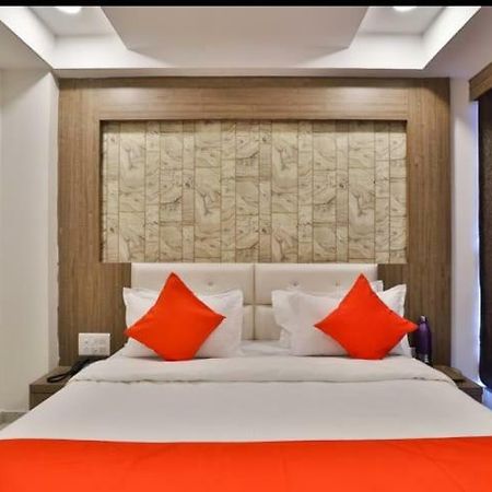 Hotel Pathik Villa Ahmadábád Kültér fotó