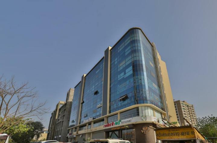 Hotel Pathik Villa Ahmadábád Kültér fotó